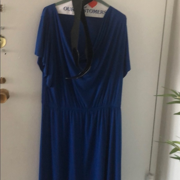 AGB Dresses & Skirts - Like new! Worn once! Blue belted drape dress.